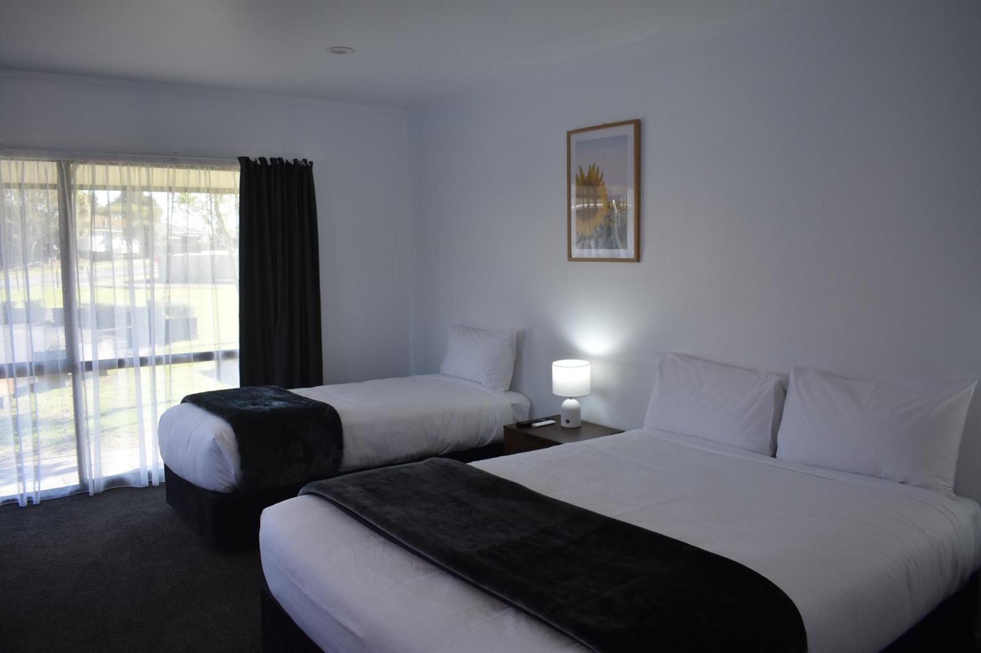 أوبوتيكى Magnolia Court Motel المظهر الخارجي الصورة